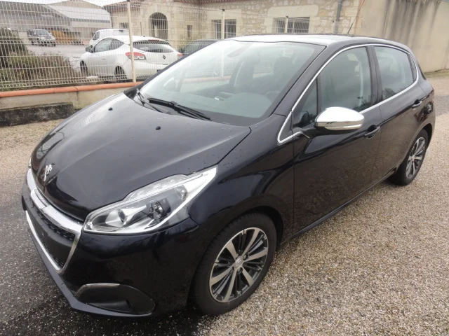Peugeot 208 1,6 Blue hdi Allure 75cv