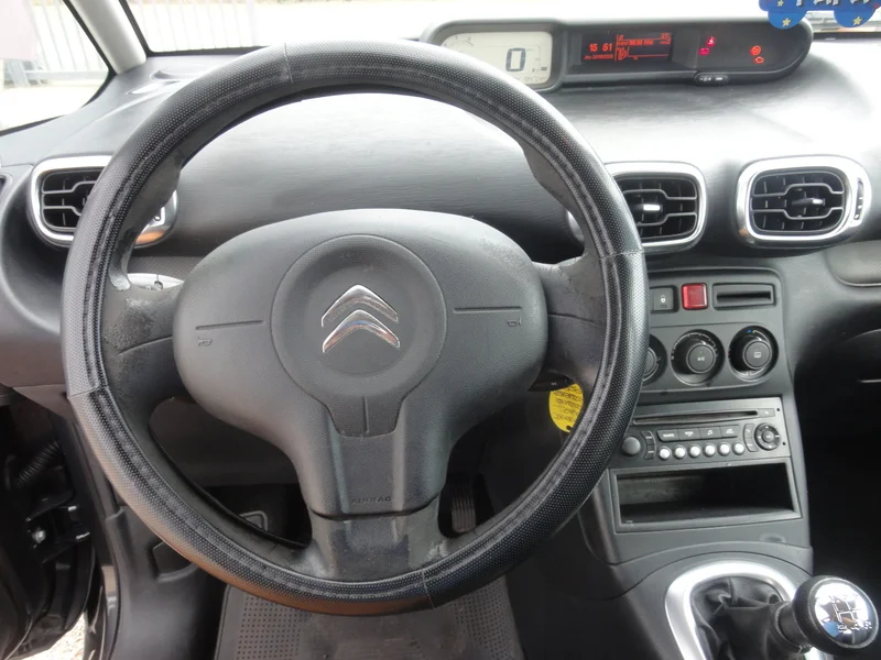 Photo 23