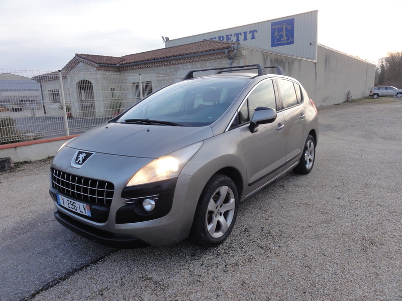 PEUGEOT 3008 1,6 Vti 120cv premium