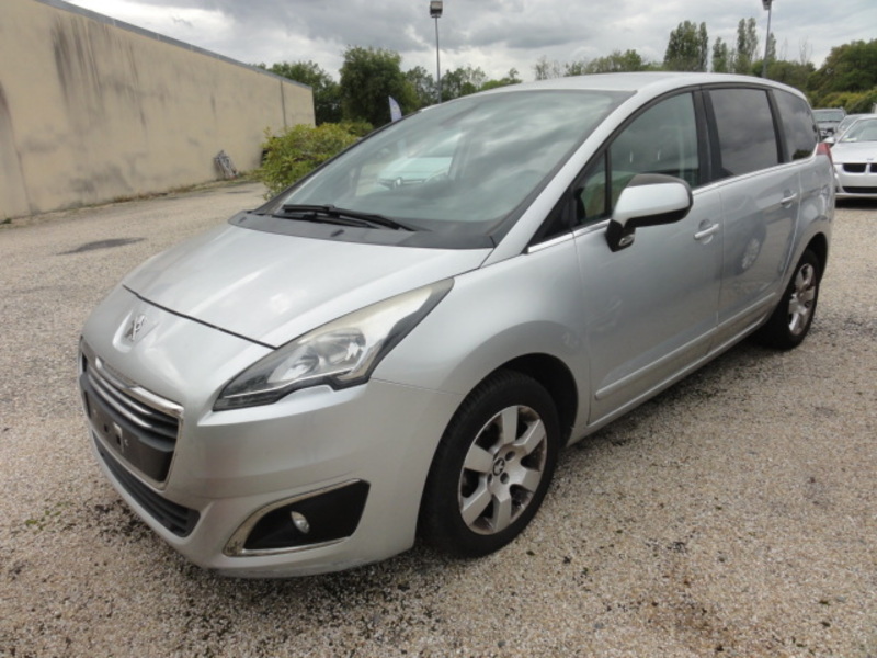 Peugeot 5008 Blue Hdi 150CV Business